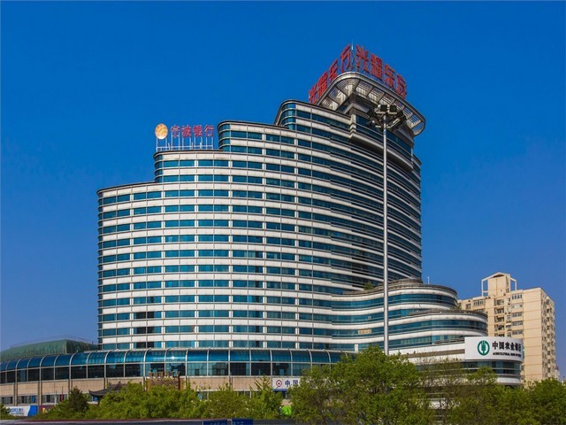 广州玻璃精雕机生产厂家